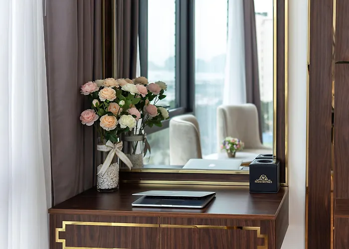 Thai Ha Boutique Hạ Long